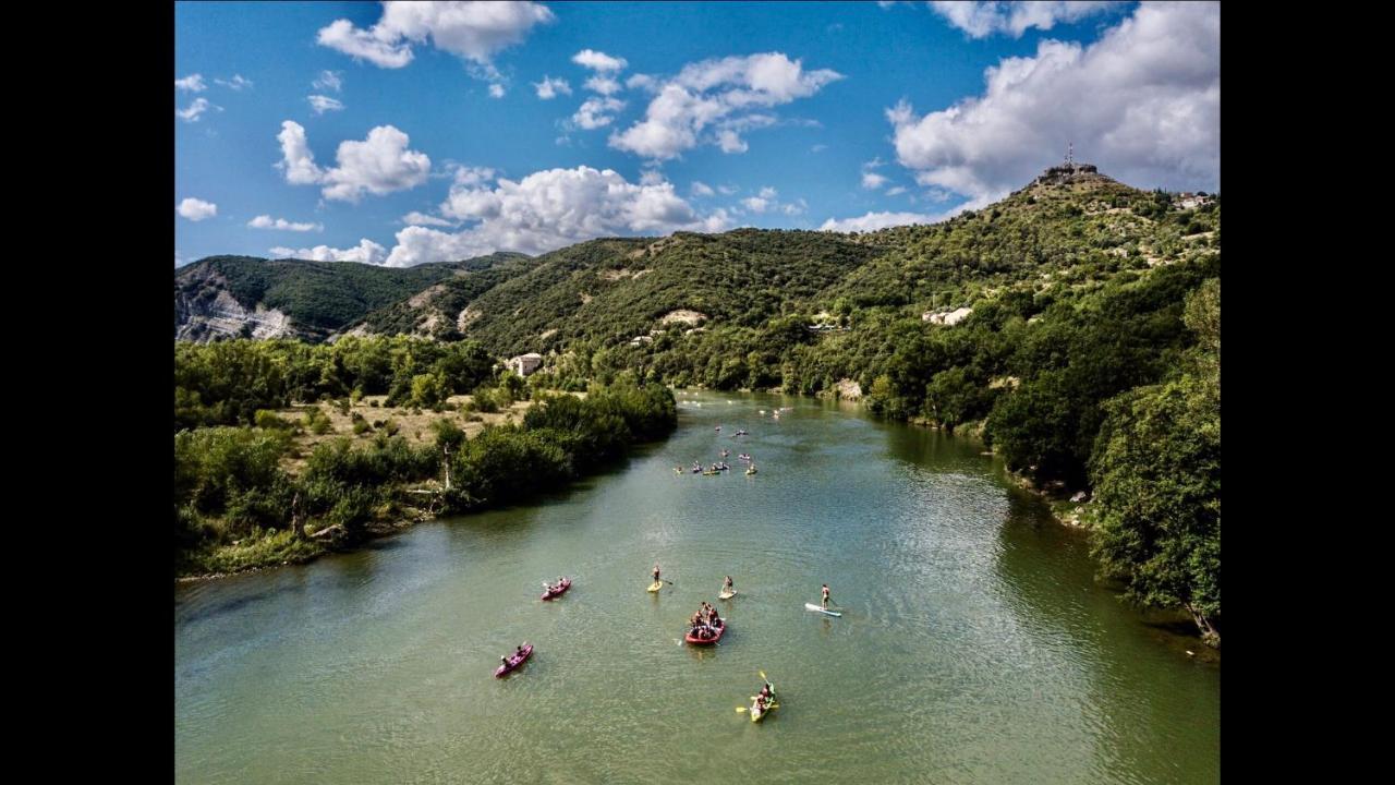 Hebergements Des Posas Sampzon Екстериор снимка